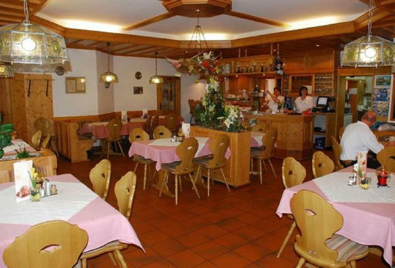 Landgasthof Im Ehegrund Sugenheim Exterior photo